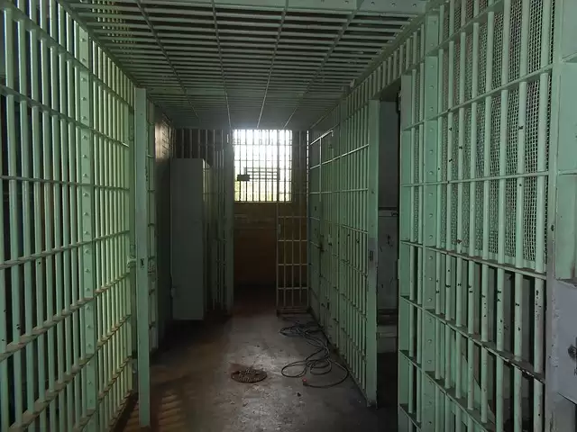 Negado pedido de prisão domiciliar a idoso condenado por homicídio qualificado